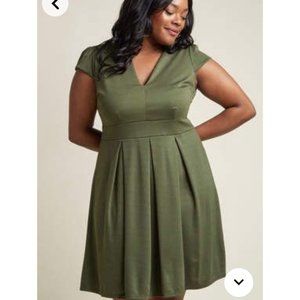 NWT Modcloth Star 'Meet Me at the Punchbowl' Olive Green Plus Size A-line Dress